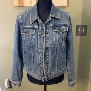 Lauren Ralph Lauren denim jean jacket. Size medium.